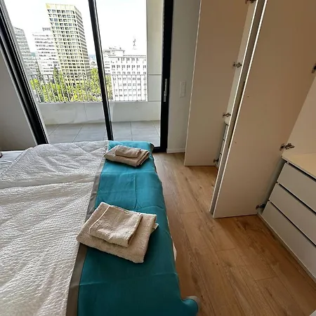 Apartment Fancy Apartment With Amazing Sky View *
