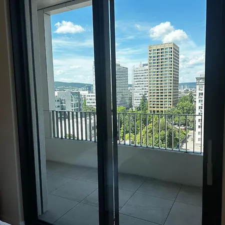 Fancy Apartment With Amazing Sky View Bratislava