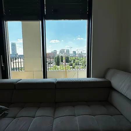 Fancy Apartment With Amazing Sky View Bratislava