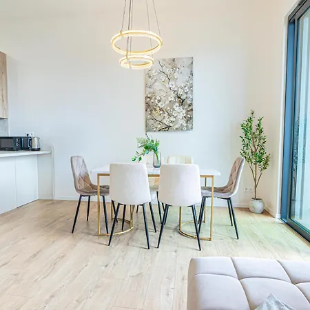 Fancy With Amazing Sky View * Bratislava