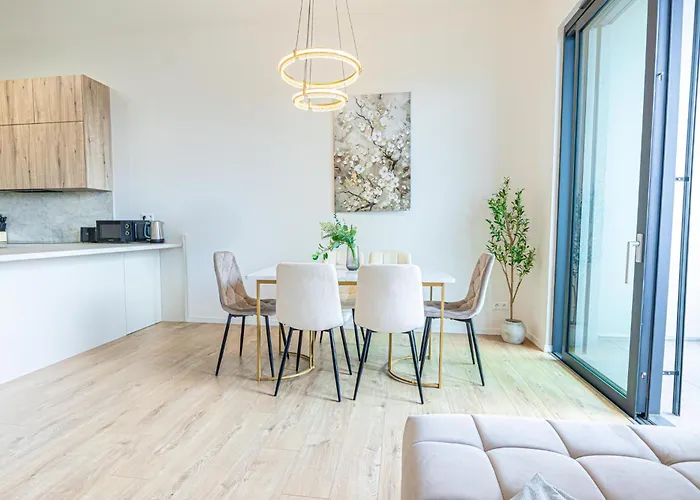 Fancy With Amazing Sky View * Bratysława