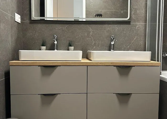 Fancy With Amazing Sky View