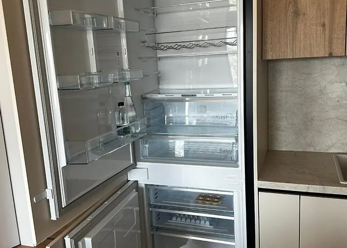 Fancy With Amazing Sky View Apartment *