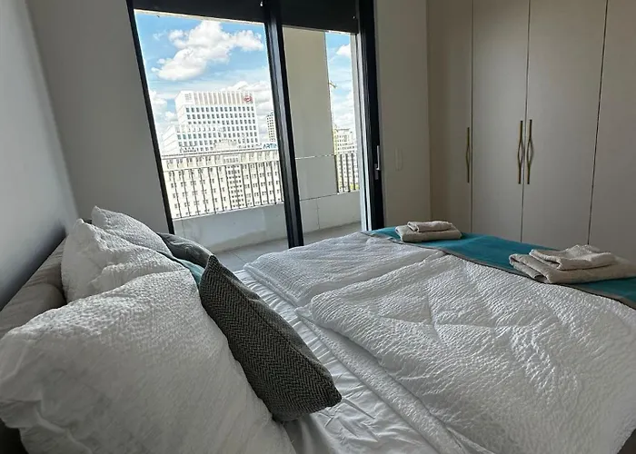 Fancy With Amazing Sky View Apartment Bratislava