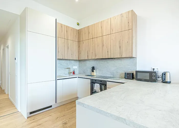 Fancy With Amazing Sky View Apartment